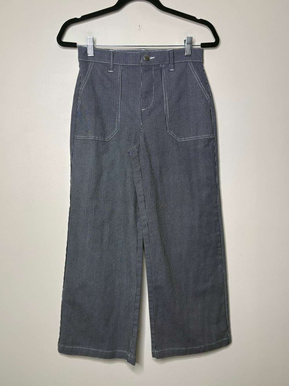 Evereve Maggie Railroad Stripe Crop Ankle Wide Pants
